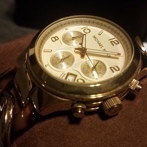 MK Chain Watch